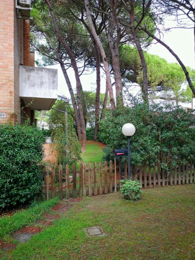 Villa A Schiera Raffinata Con Giardino Lignano Sabbiadoro Buitenkant foto