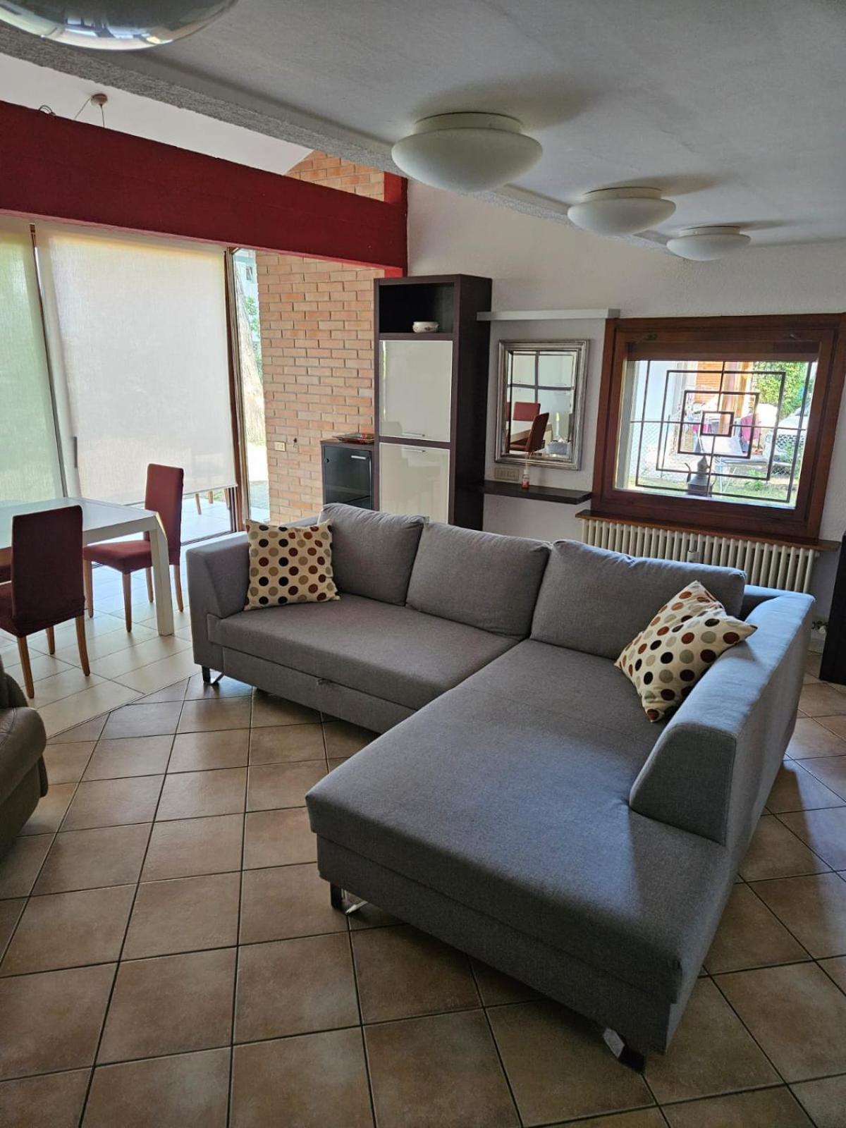 Villa A Schiera Raffinata Con Giardino Lignano Sabbiadoro Buitenkant foto